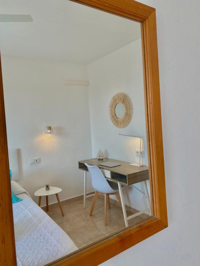 Apartament Sa Farola - Ac, Wifi , Pool, Beach Cala'N Blanes (Menorca) Exterior foto